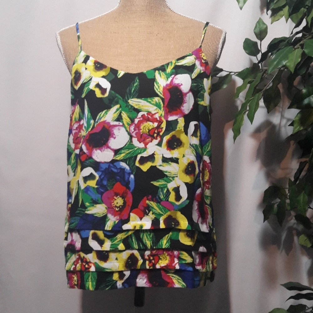Floral  tank top Lg  adj. strap